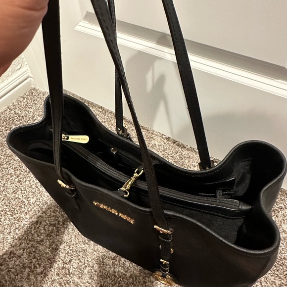 MK Hamilton Bag - Picture 2 of 5